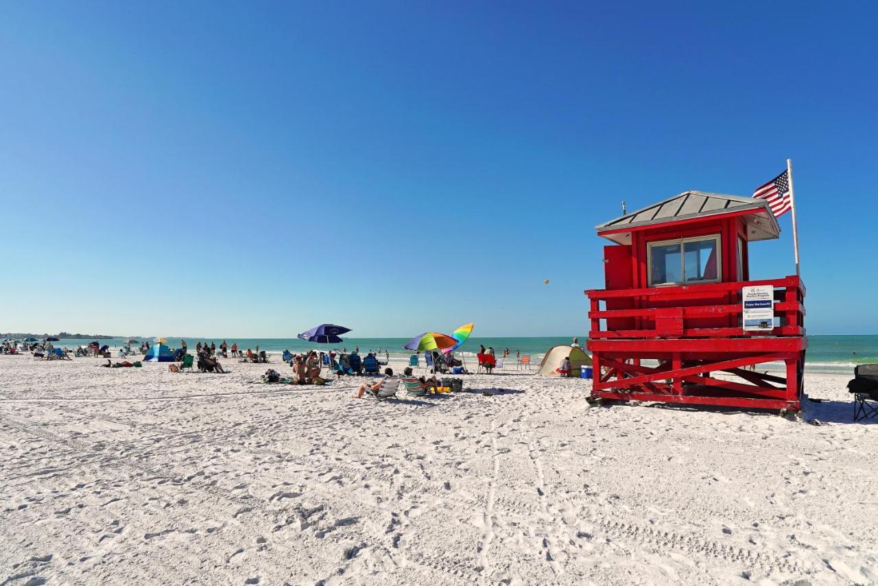 Modern & Fresh - Less Than 3 Miles To The Beach! サラソータ エクステリア 写真